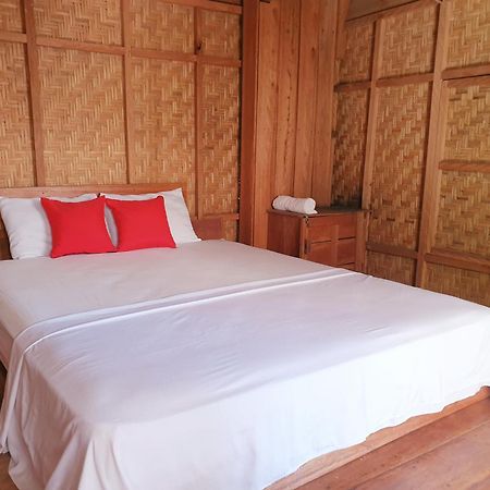 Sunset Moyo Bungalows Moyo Island Экстерьер фото